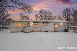 2360 Grove St, Muskegon, MI 49441 - Photo 15