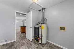 2340 E Mosherville Rd, Jonesville, MI 49250 - Photo 21