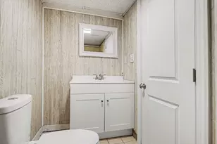 211 US-131, White Pigeon, MI 49099 - Photo 13