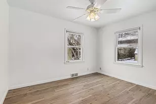 141 Wiltshire Ave, Battle Creek, MI 49015 - Photo 9