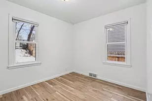 141 Wiltshire Ave, Battle Creek, MI 49015 - Photo 11