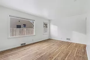 141 Wiltshire Ave, Battle Creek, MI 49015 - Photo 9