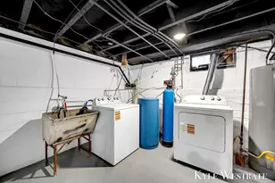 2282 Wilson Ave NW, Grand Rapids, MI 49534 - Photo 21