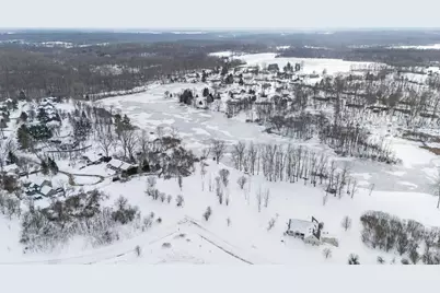 2658 W Lakeland Drive #35, Berrien Springs, MI 49103 - Photo 5