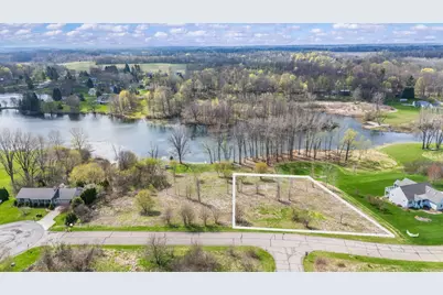 2658 W Lakeland Drive #35, Berrien Springs, MI 49103 - Photo 1