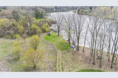 2686 W Lakeland Drive #34, Berrien Springs, MI 49103 - Photo 5