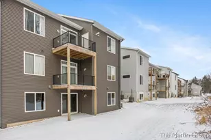 2247 Watertown Way NE, Grand Rapids, MI 49505 - Photo 15