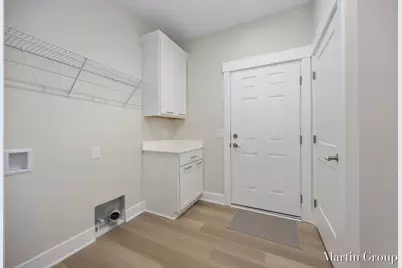 2247 Watertown Way NE, Grand Rapids, MI 49505 - Photo 15