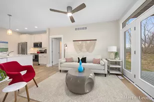 2247 Watertown Way NE, Grand Rapids, MI 49505 - Photo 3