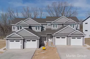 2247 Watertown Way NE, Grand Rapids, MI 49505 - Photo 17