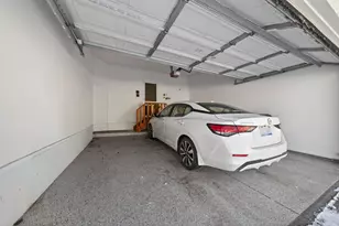 38347 Churchill Ln, Farmington Hills, MI 48331 - Photo 21