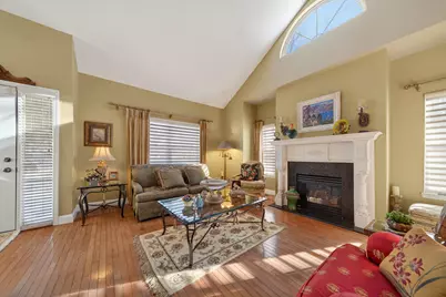 38347 Churchill Lane, Farmington Hills, MI 48331 - Photo 5