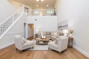 3024 N Spurway Dr, Ann Arbor, MI 48105 - Photo 5