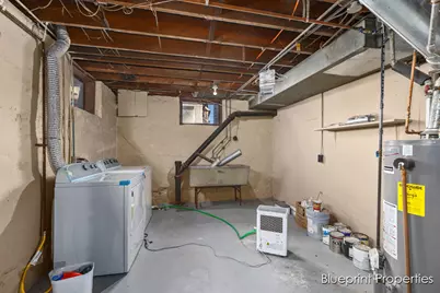 137 Auburn Avenue SE, Grand Rapids, MI 49506 - Photo 33