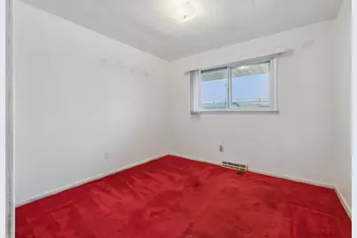 3172 Mysylvia Drive, Saginaw, MI 48601 - Photo 11