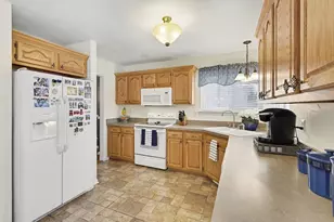 7684 Pioneer Dr, Ypsilanti, MI 48197 - Photo 9