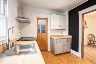 618 Gott St, Ann Arbor, MI 48103 - Photo 9