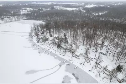 15899 Lakeview Drive, Buchanan, MI 49107 - Photo 13