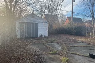 5107 Cadieux Rd, Detroit, MI 48224 - Photo 3