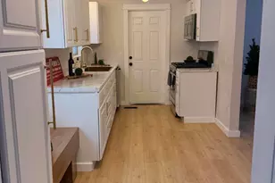 231 NE Smith St, Sheridan, MI 48884 - Photo 5