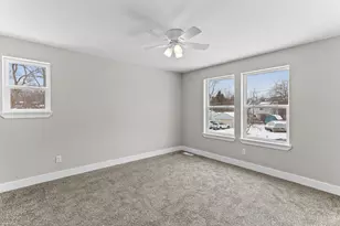 1104 Tecumseh Ave, Waterford, MI 48327 - Photo 35