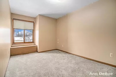 2136 Stowevalley Drive SE, Grand Rapids, MI 49508 - Photo 19