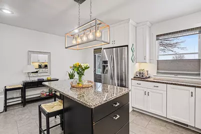 884 Wells Street, South Haven, MI 49090 - Photo 7