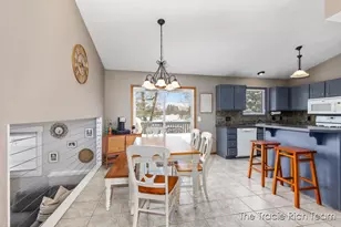 831 Scott Woods Dr NE, Comstock Park, MI 49321 - Photo 7