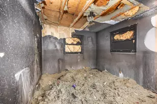 2360 Roncy Rd, Benton Harbor, MI 49022 - Photo 11