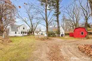 13100 Grand River Dr SE, Lowell, MI 49331 - Photo 25