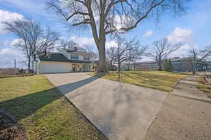 2511 Riverwood Terrace, Saint Joseph, MI 49085 - Photo 3