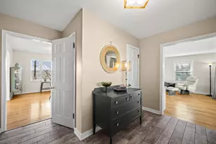 2511 Riverwood Terrace, Saint Joseph, MI 49085 - Photo 9