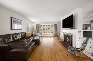 2511 Riverwood Terrace, Saint Joseph, MI 49085 - Photo 11