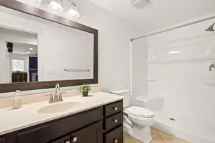 7182 Breton Woods Ct, Kalamazoo, MI 49009 - Photo 43