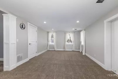 1724 Harding Street NW, Grand Rapids, MI 49544 - Photo 11