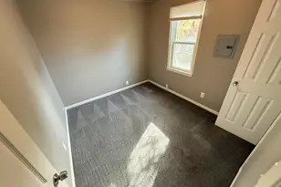 14936 Alberta Ave, Warren, MI 48089 - Photo 11