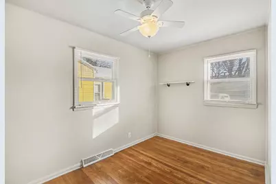 809 N Elm Avenue, Jackson, MI 49202 - Photo 9