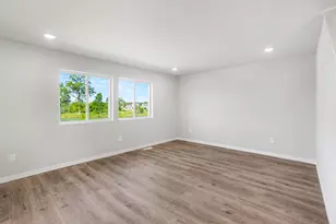 13736 Oasis Ave, Holland, MI 49424 - Photo 3