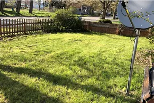 2228 9th St, Muskegon, MI 49444 - Photo 9