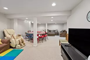 4453 Thornwood Ct, Warren, MI 48092 - Photo 17