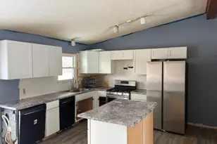 11190 Winter Dr, Zeeland, MI 49464 - Photo 7