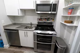 4635 Elizabeth St, Wayne, MI 48184 - Photo 13