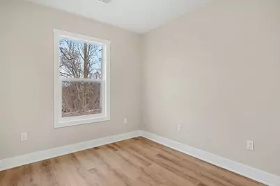 283 E Walton Avenue, Muskegon, MI 49442 - Photo 15
