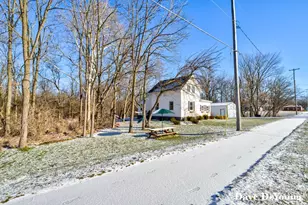 6503 Adams St, Zeeland, MI 49464 - Photo 3