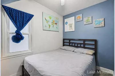 1053 3rd Street NW, Grand Rapids, MI 49504 - Photo 3