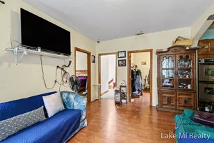 1053 3rd St NW, Grand Rapids, MI 49504 - Photo 5