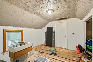 1053 3rd St NW, Grand Rapids, MI 49504 - Photo 39