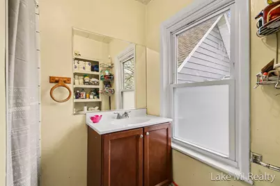 1053 3rd Street NW, Grand Rapids, MI 49504 - Photo 11