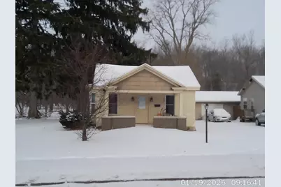 463 E Chicago Street, Jonesville, MI 49250 - Photo 1