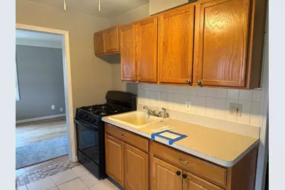 22732 Rosalind Avenue, Eastpointe, MI 48021 - Photo 11